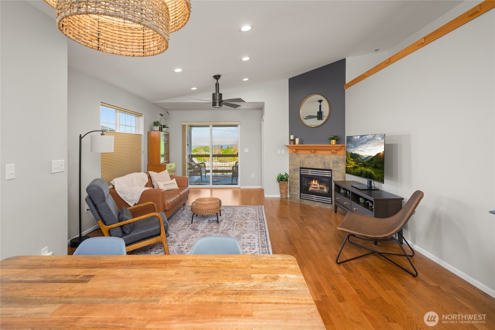 3617 Portage Lane , Anacortes, WA 98221-4401