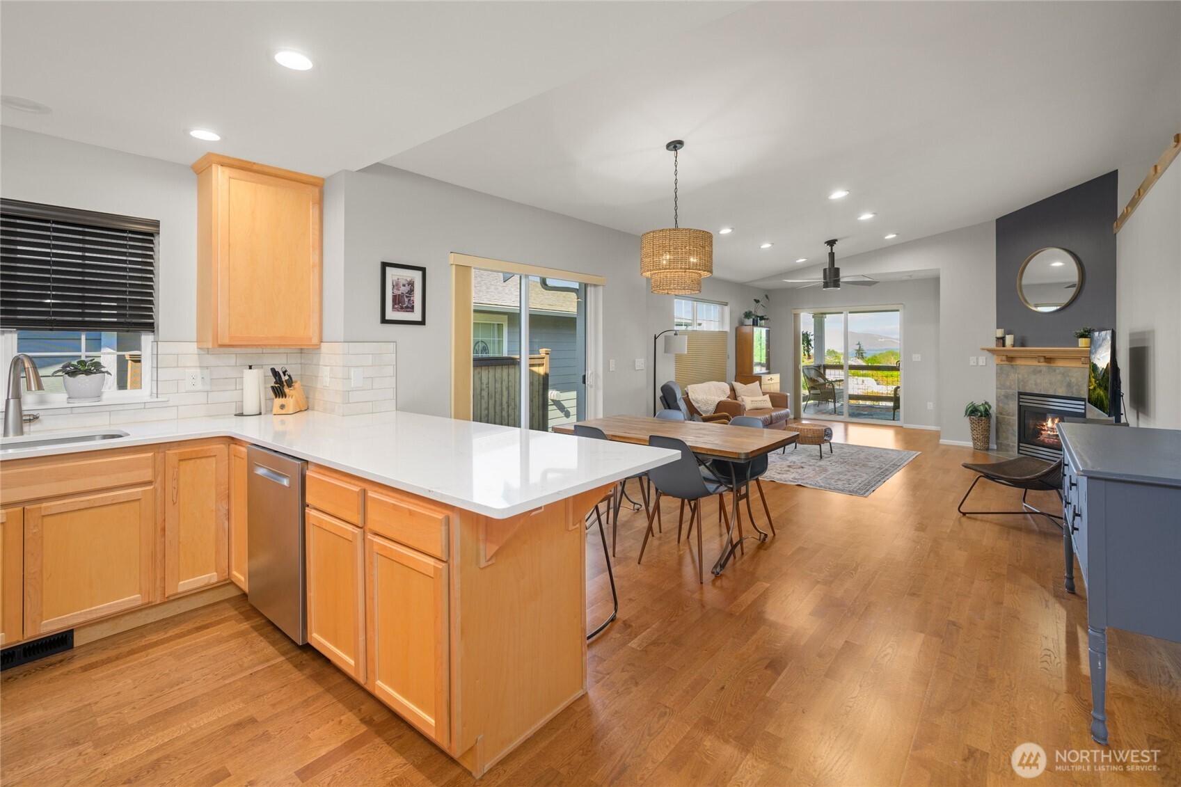 3617 Portage Lane , Anacortes, WA 98221-4401