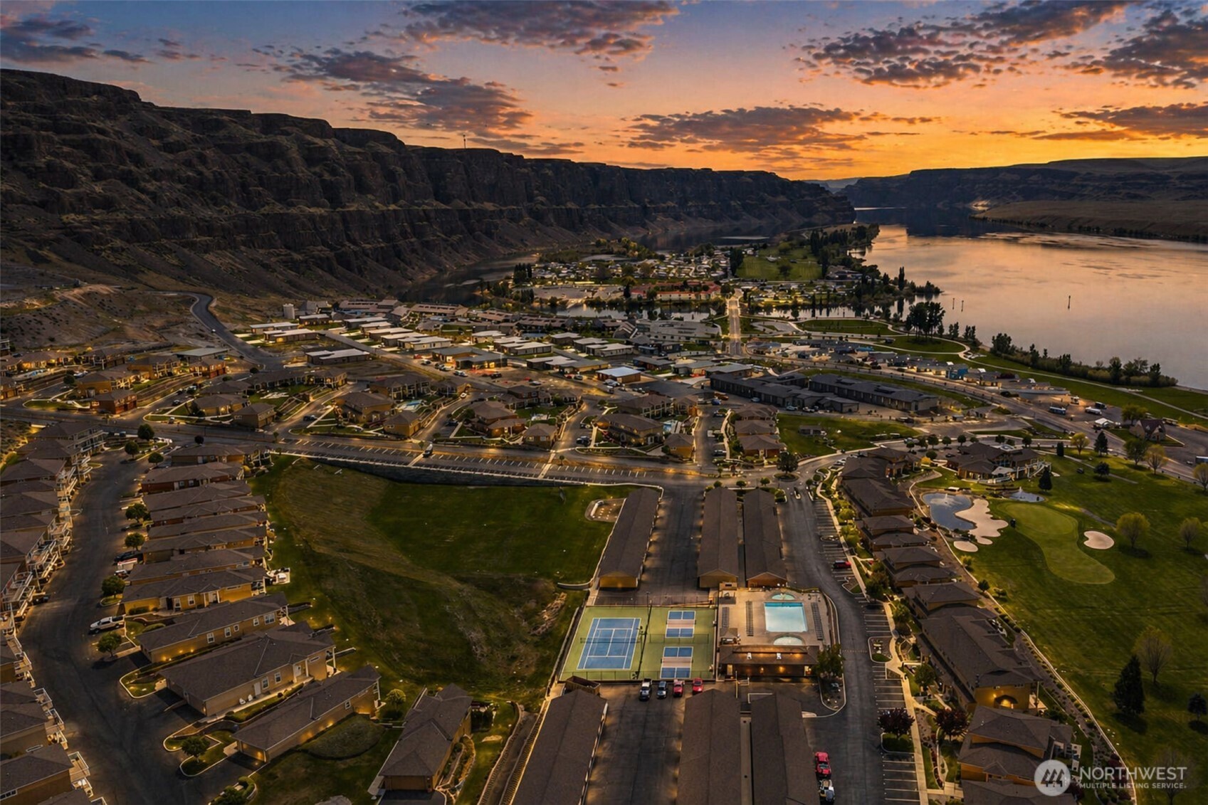 23063 Sunserra Loop NW, Quincy, WA 98848