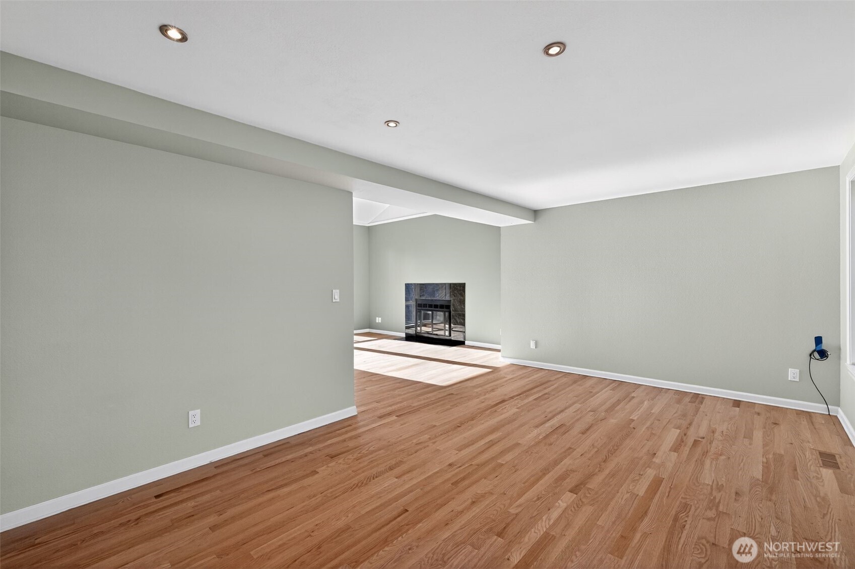 12228 Dayton Avenue N, Seattle, WA 98133