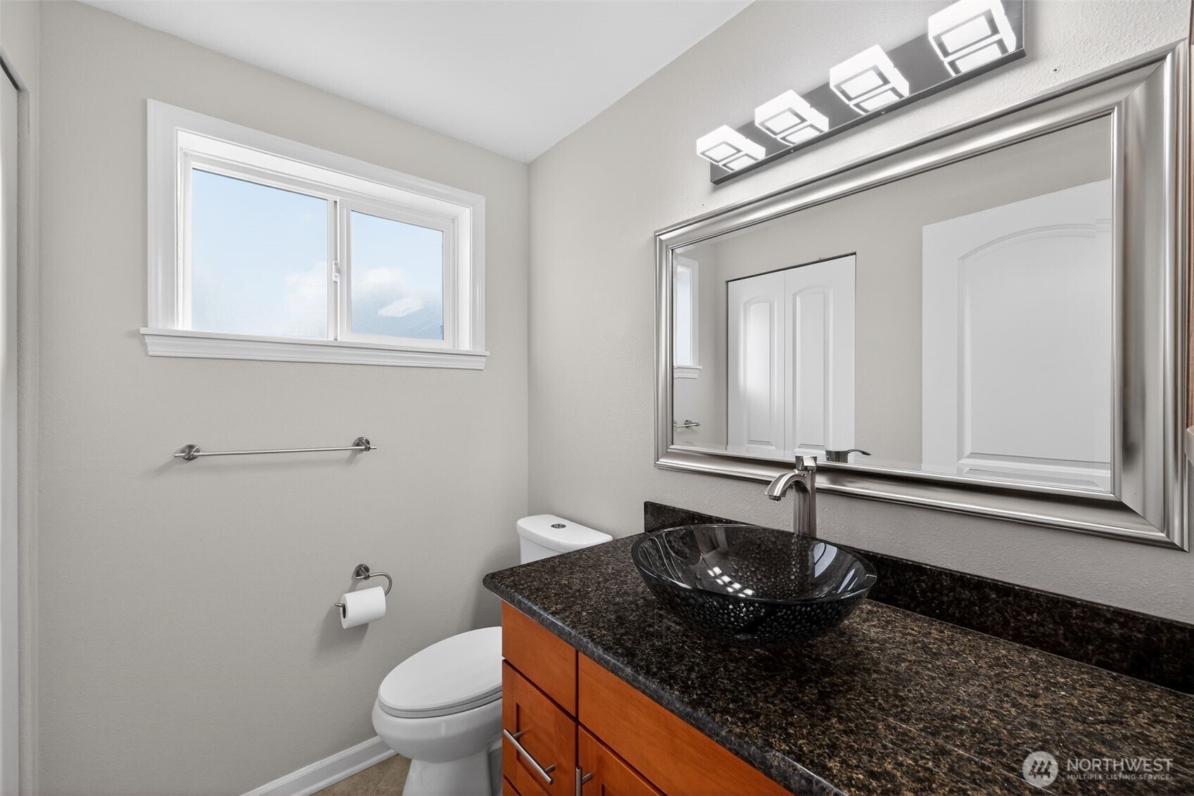 12228 Dayton Avenue N, Seattle, WA 98133
