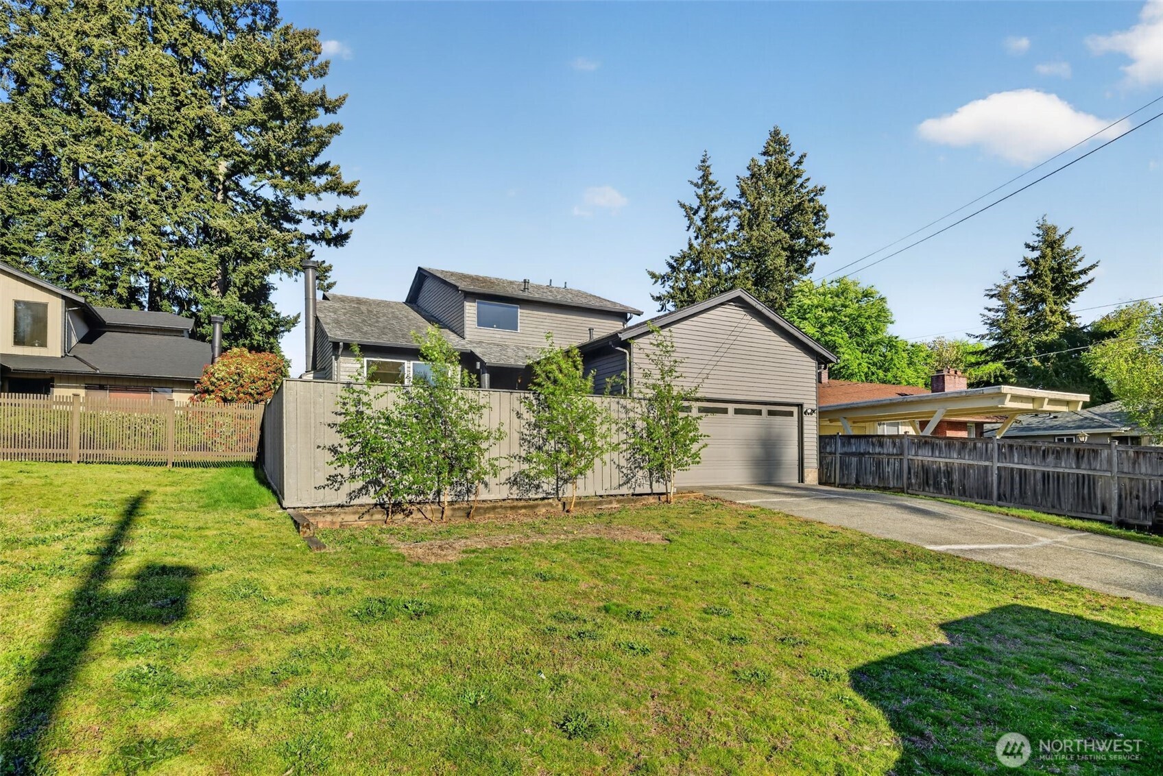12228 Dayton Avenue N, Seattle, WA 98133