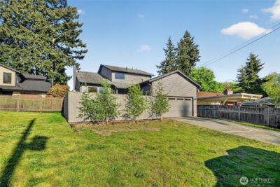 12228 Dayton Avenue N, Seattle, WA 98133 - Photo 3