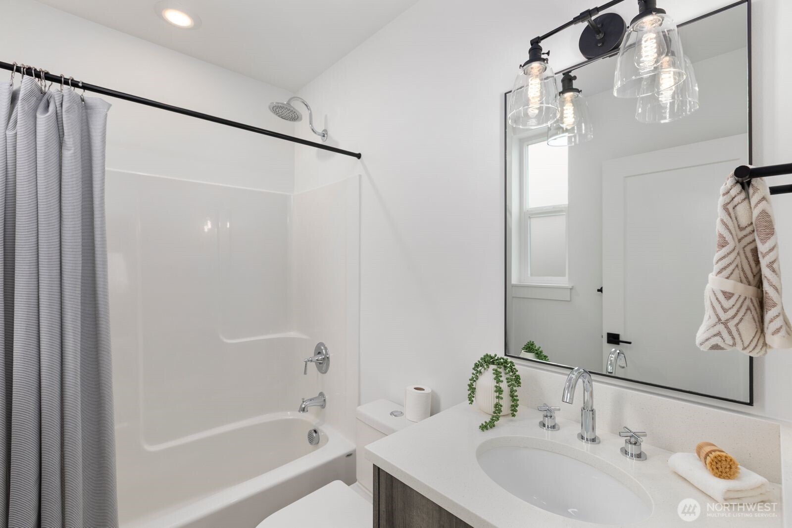 6233 Carleton Avenue S, Seattle, WA 98108