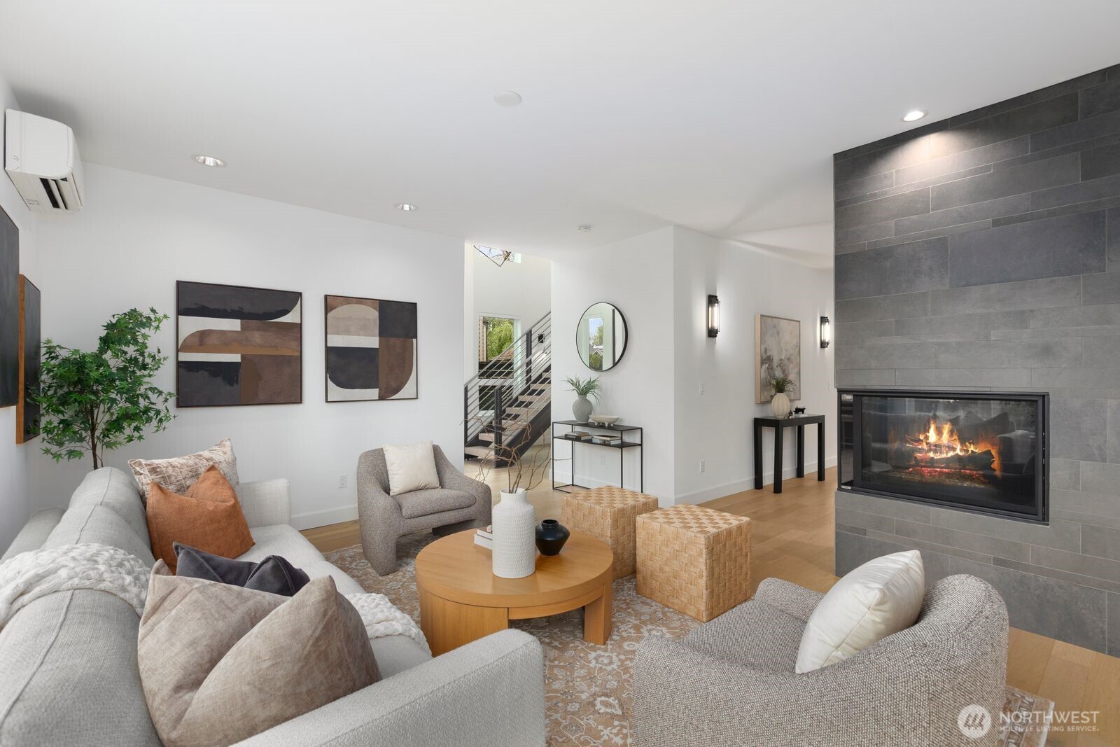 6233 Carleton Avenue S, Seattle, WA 98108