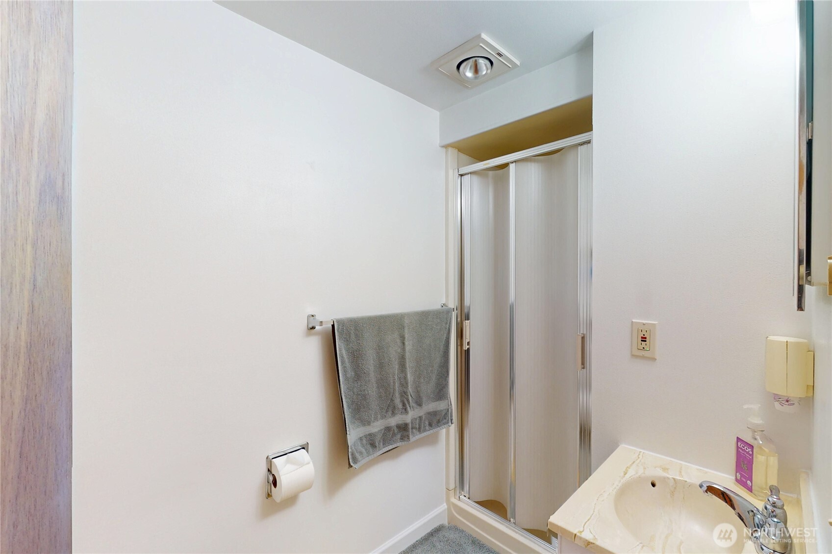 190 W Veterans Avenue , Westport, WA 98595