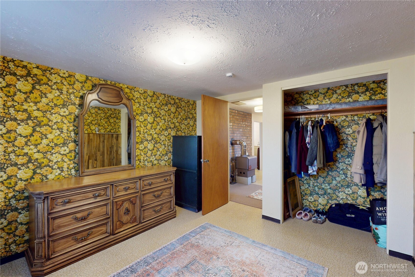 190 W Veterans Avenue , Westport, WA 98595
