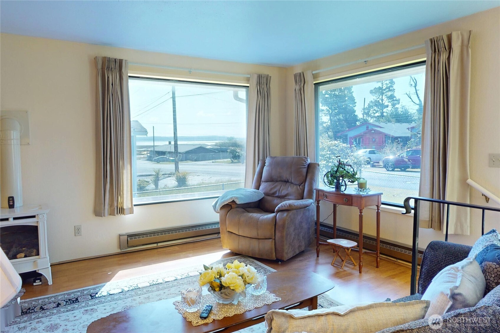 190 W Veterans Avenue , Westport, WA 98595