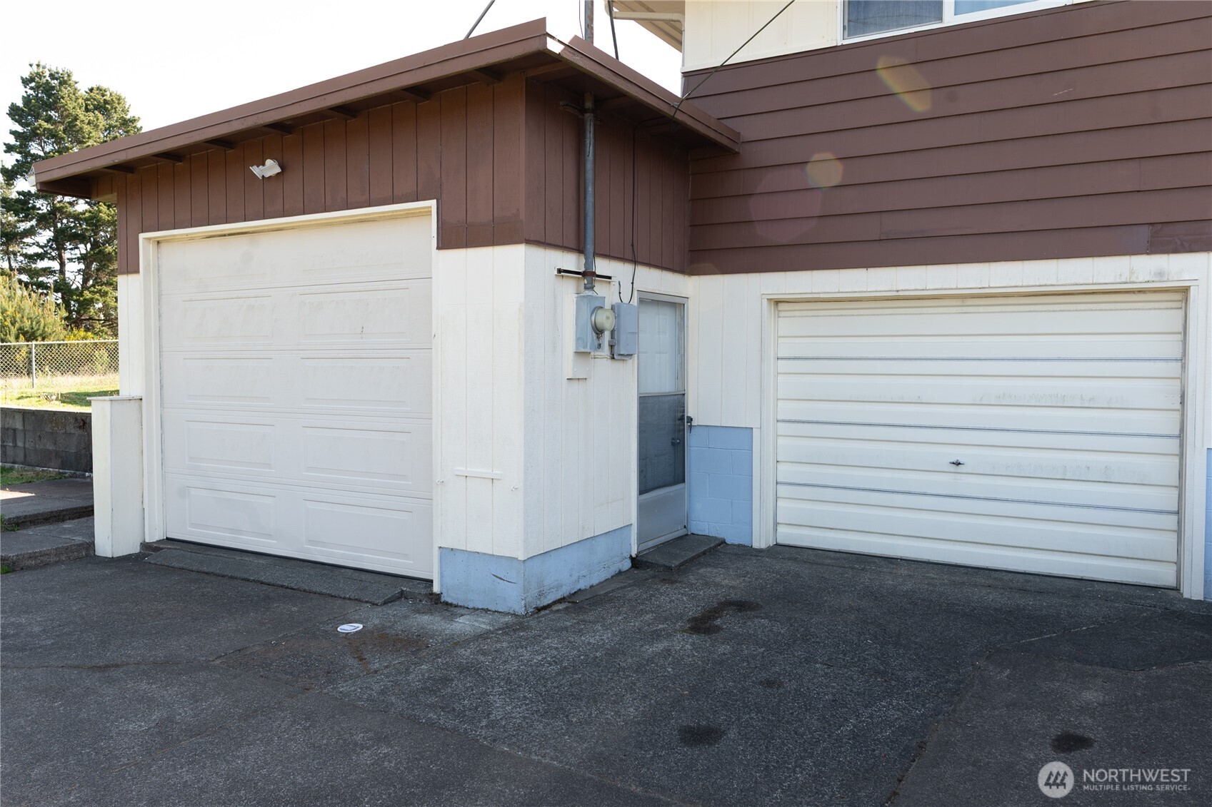 190 W Veterans Avenue , Westport, WA 98595