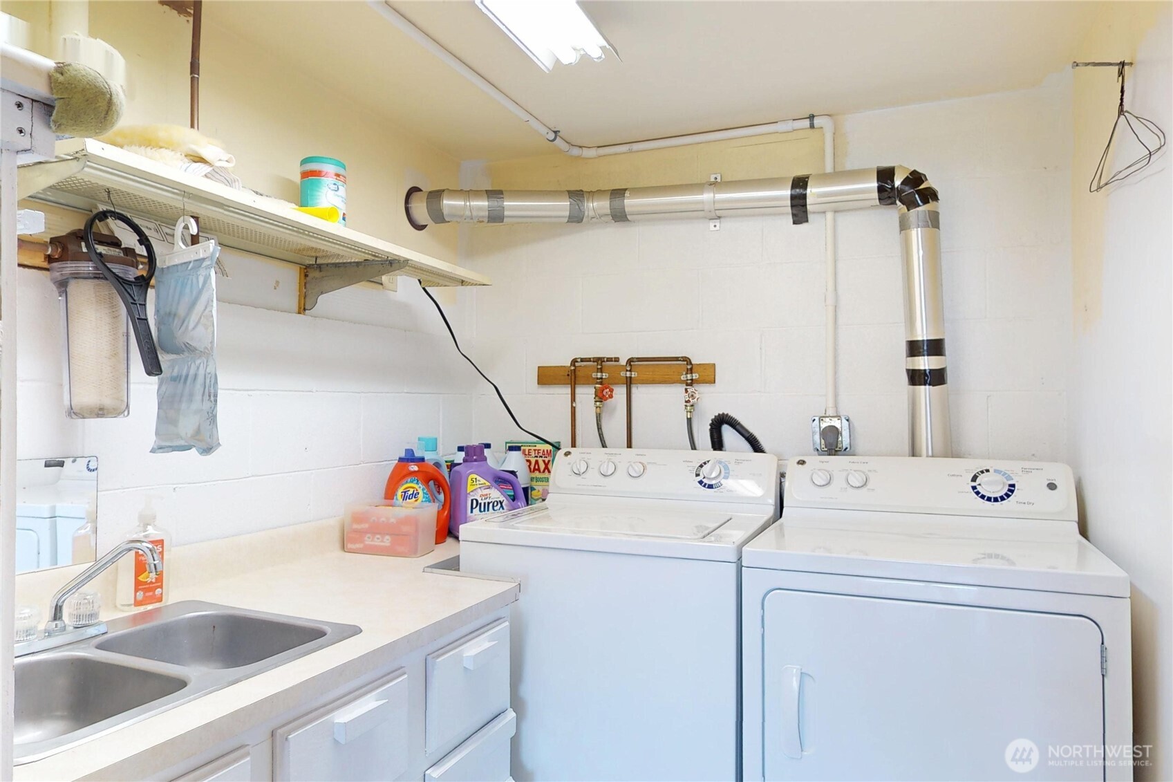 190 W Veterans Avenue , Westport, WA 98595