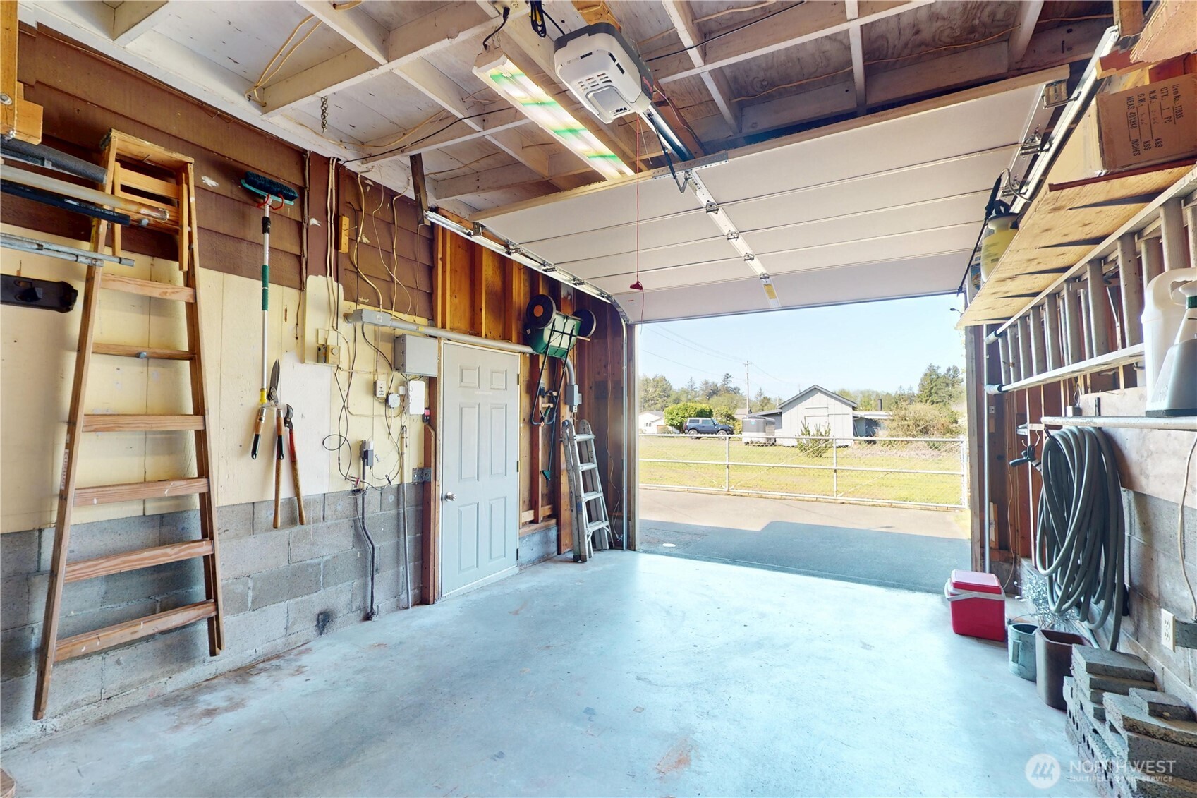 190 W Veterans Avenue , Westport, WA 98595