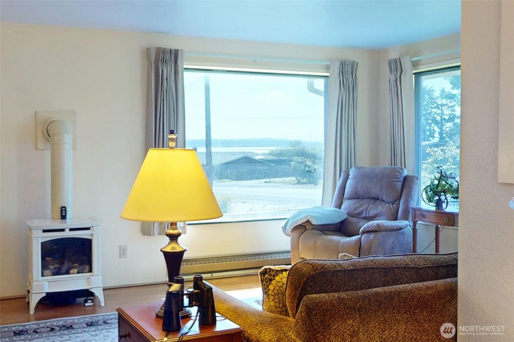 190 W Veterans Avenue , Westport, WA 98595