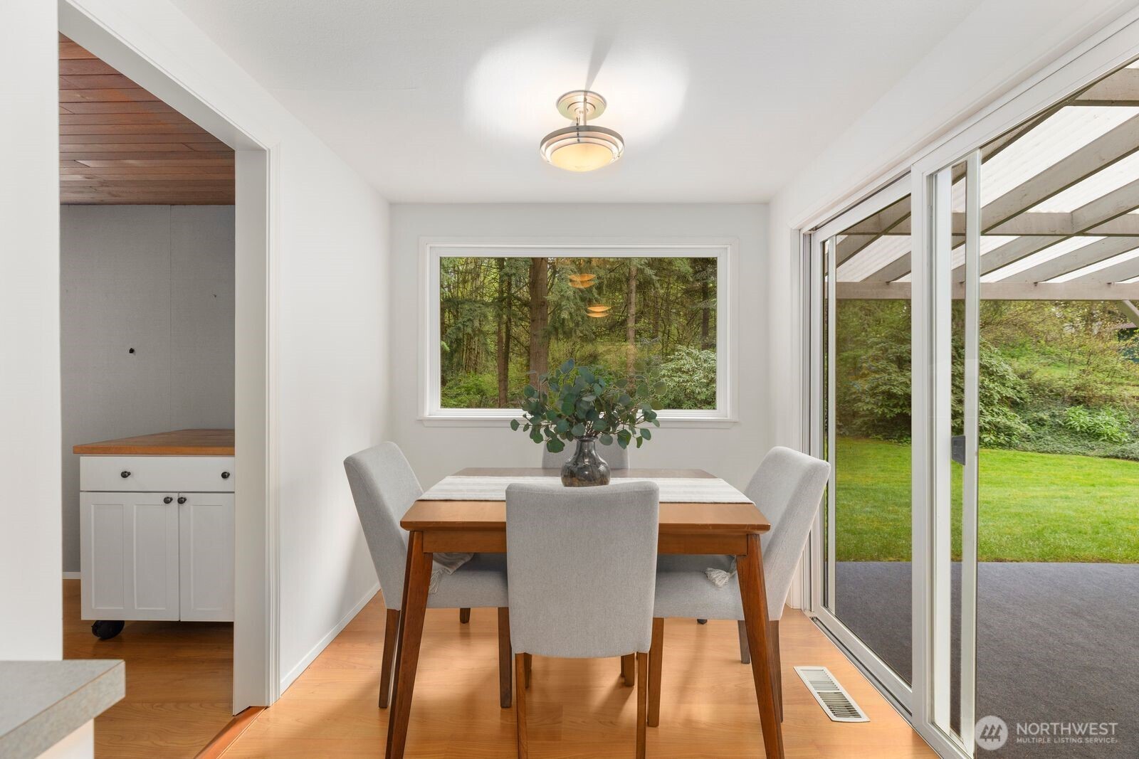 20621 SE 159th Street , Renton, WA 98059