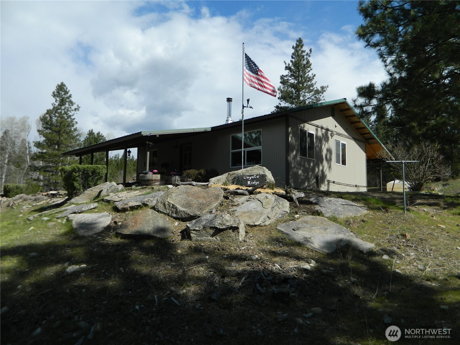 120 Sour Dough Creek Road , Tonasket, WA 98855