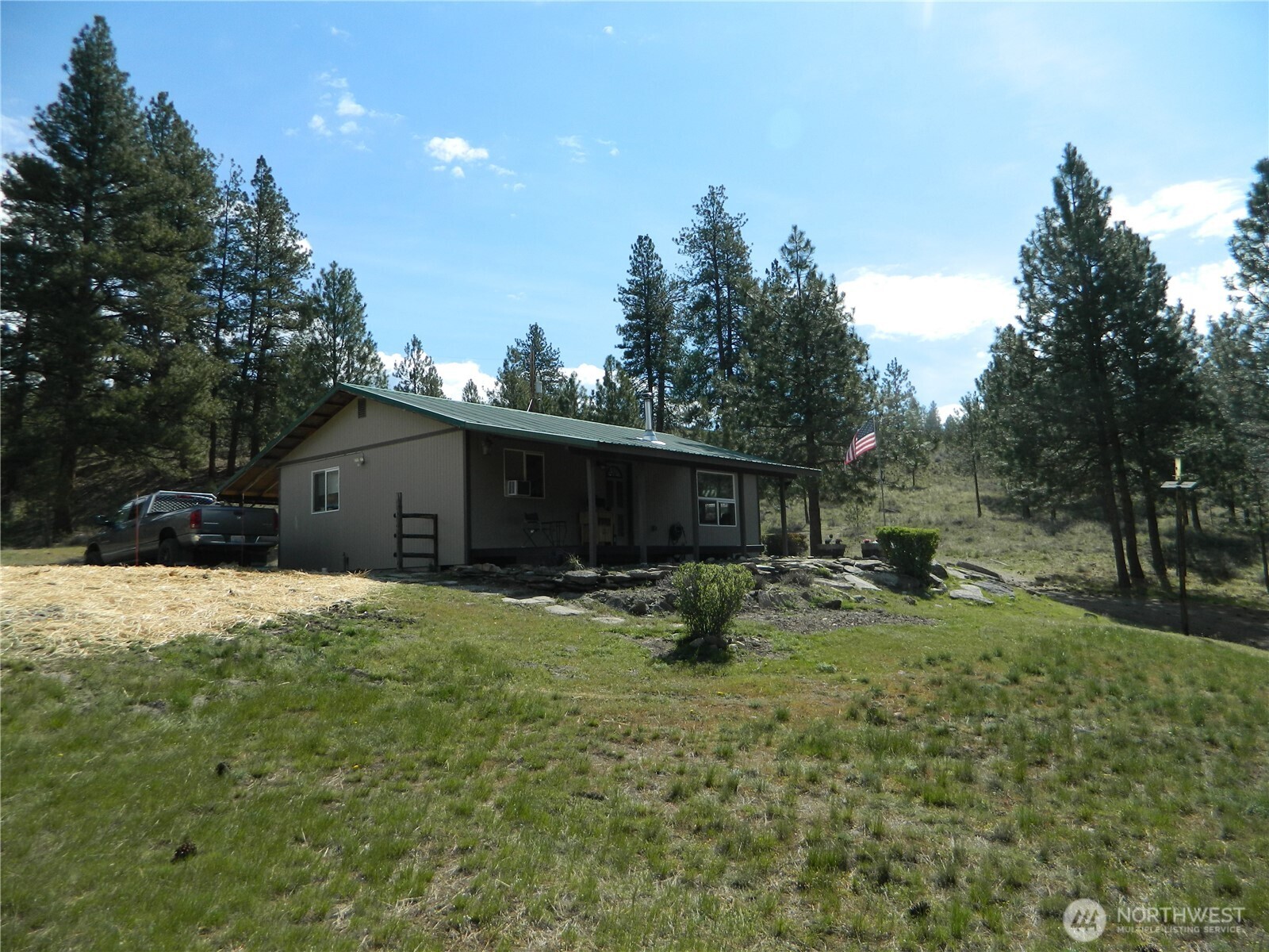 120 Sour Dough Creek Road , Tonasket, WA 98855