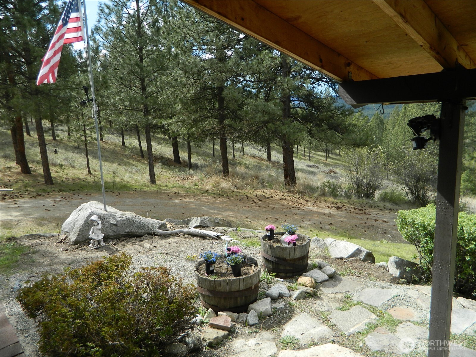 120 Sour Dough Creek Road , Tonasket, WA 98855