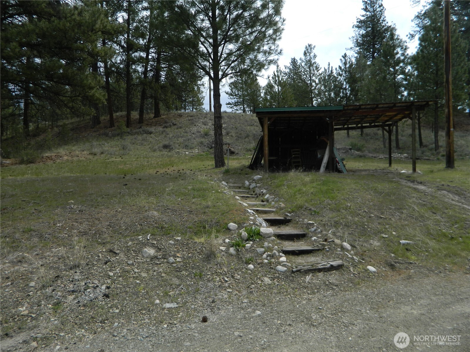 120 Sour Dough Creek Road , Tonasket, WA 98855
