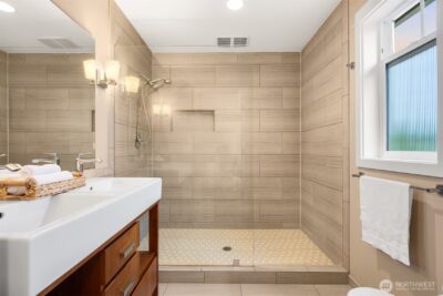 6235 31st Avenue NE, Seattle, WA 98115 - Photo 29