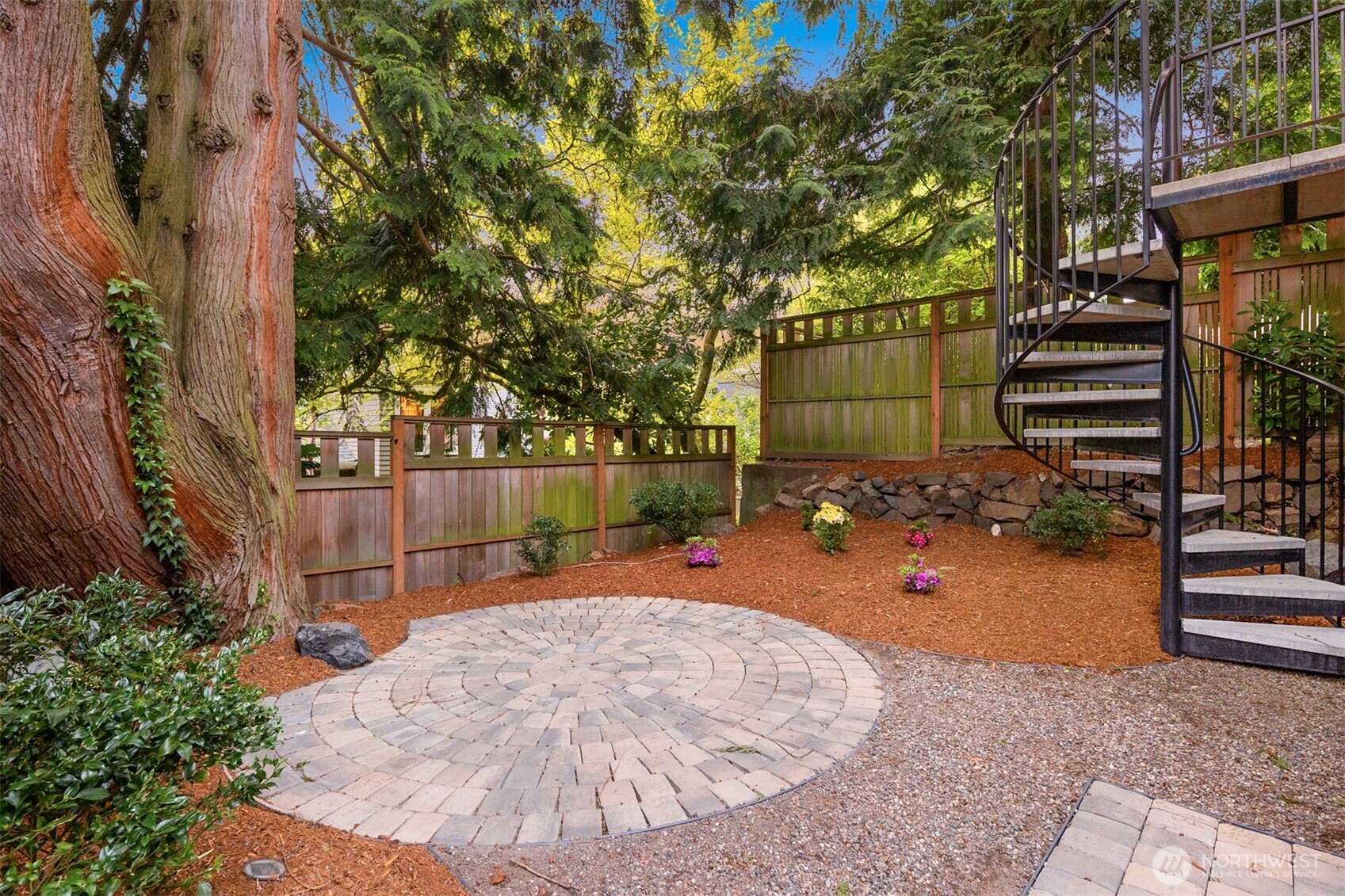 6235 31st Avenue NE, Seattle, WA 98115