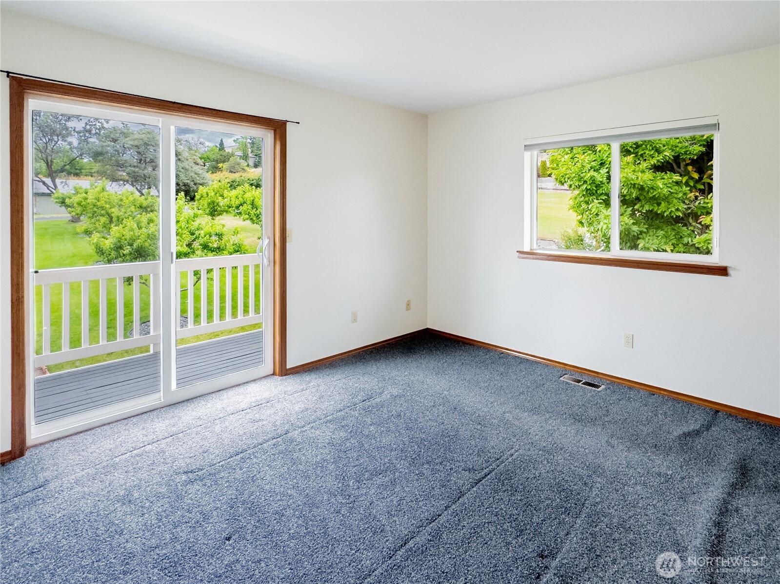210 25th Street NE, East Wenatchee, WA 98802