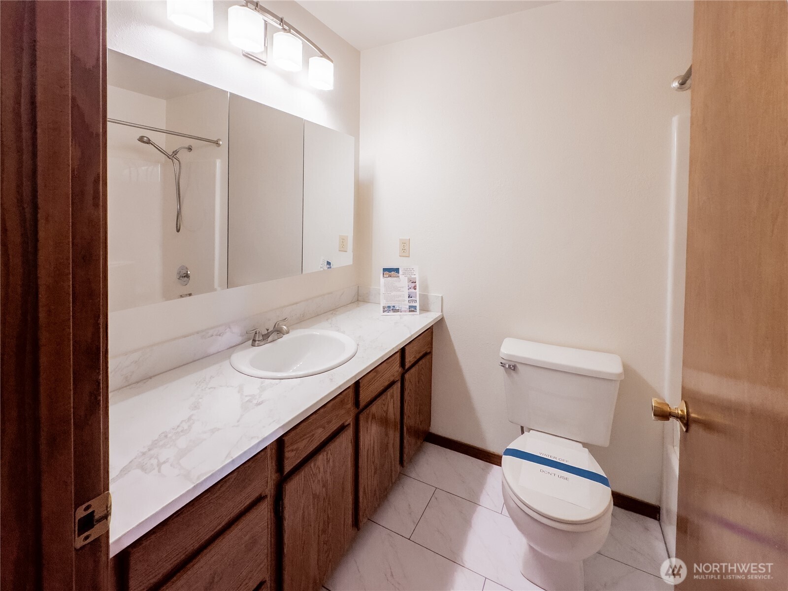 210 25th Street NE, East Wenatchee, WA 98802