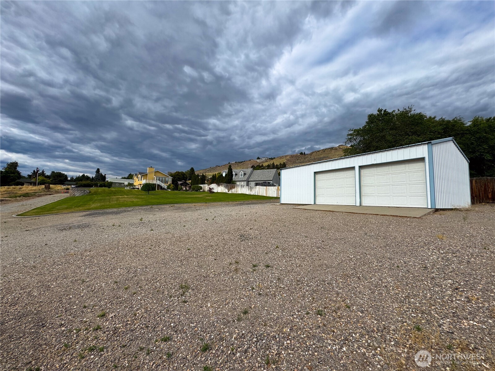 210 25th Street NE, East Wenatchee, WA 98802