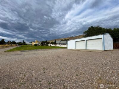 210 25th Street NE, East Wenatchee, WA 98802 - Photo 32