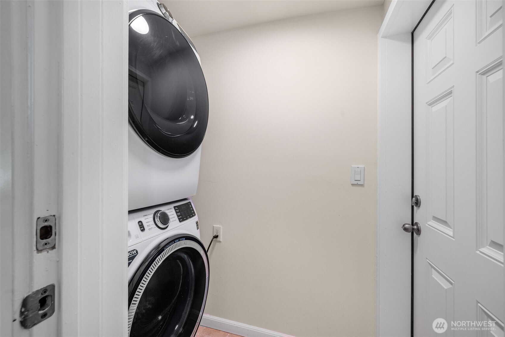 7021 20th Avenue NE, Seattle, WA 98115