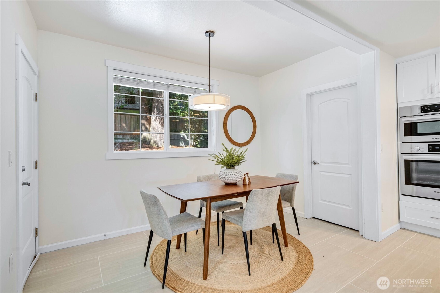 7021 20th Avenue NE, Seattle, WA 98115