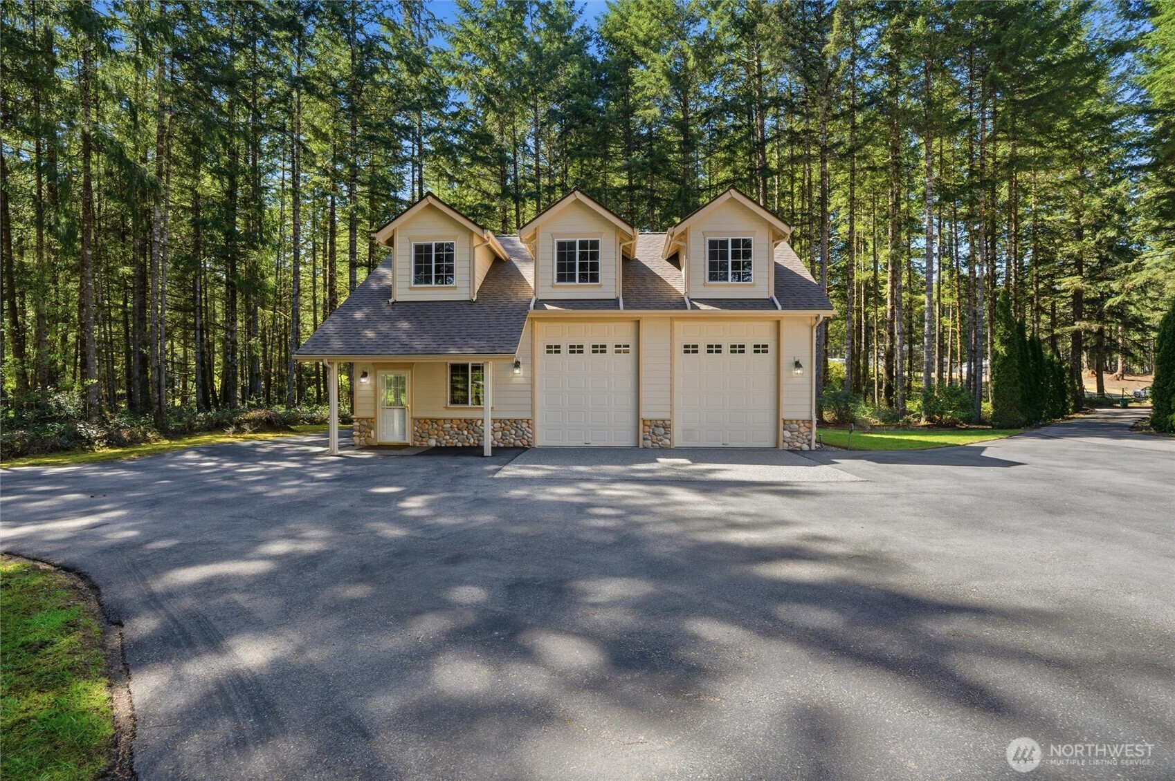 3630 SW Huckleberry Road , Port Orchard, WA 98367