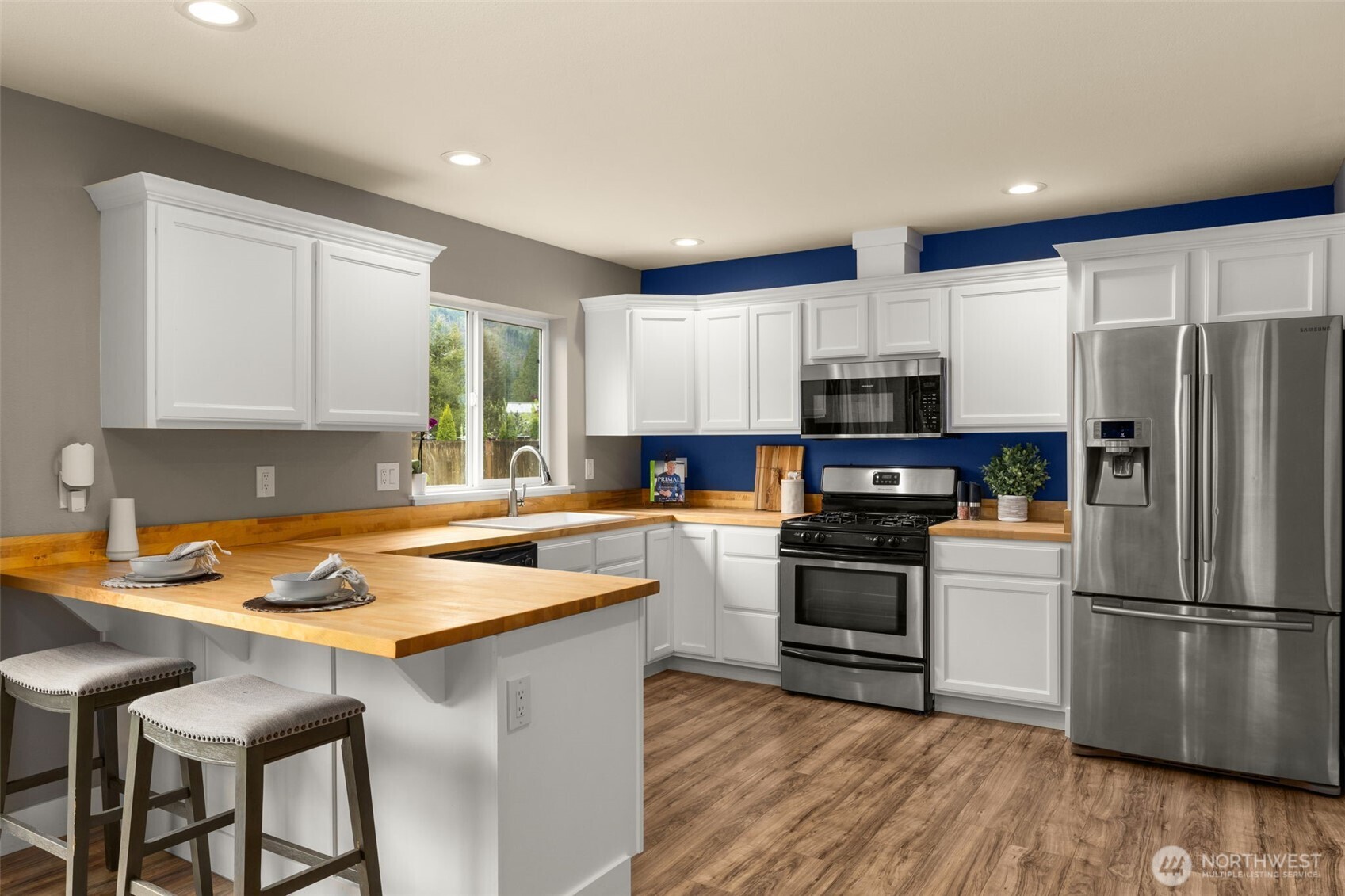 216 19th Street , Gold Bar, WA 98251