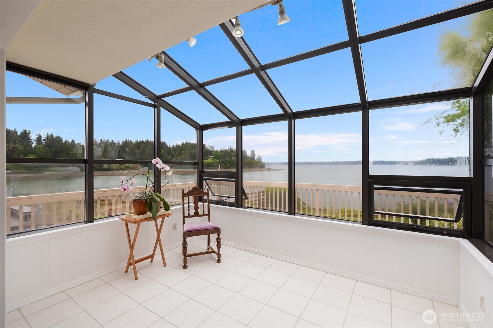 4030 SE Kamilche Point Road , Shelton, WA 98584
