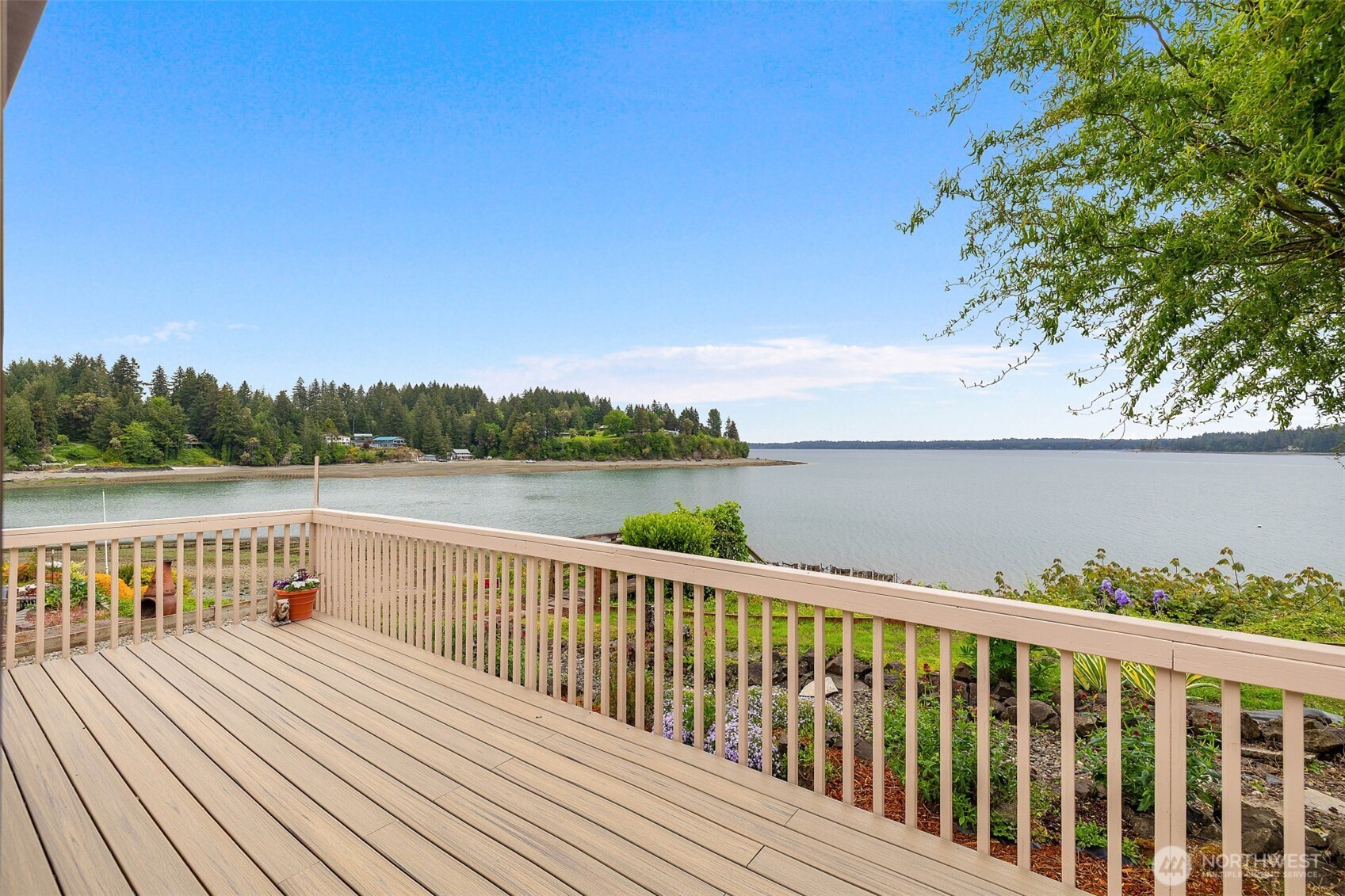 4030 SE Kamilche Point Road , Shelton, WA 98584
