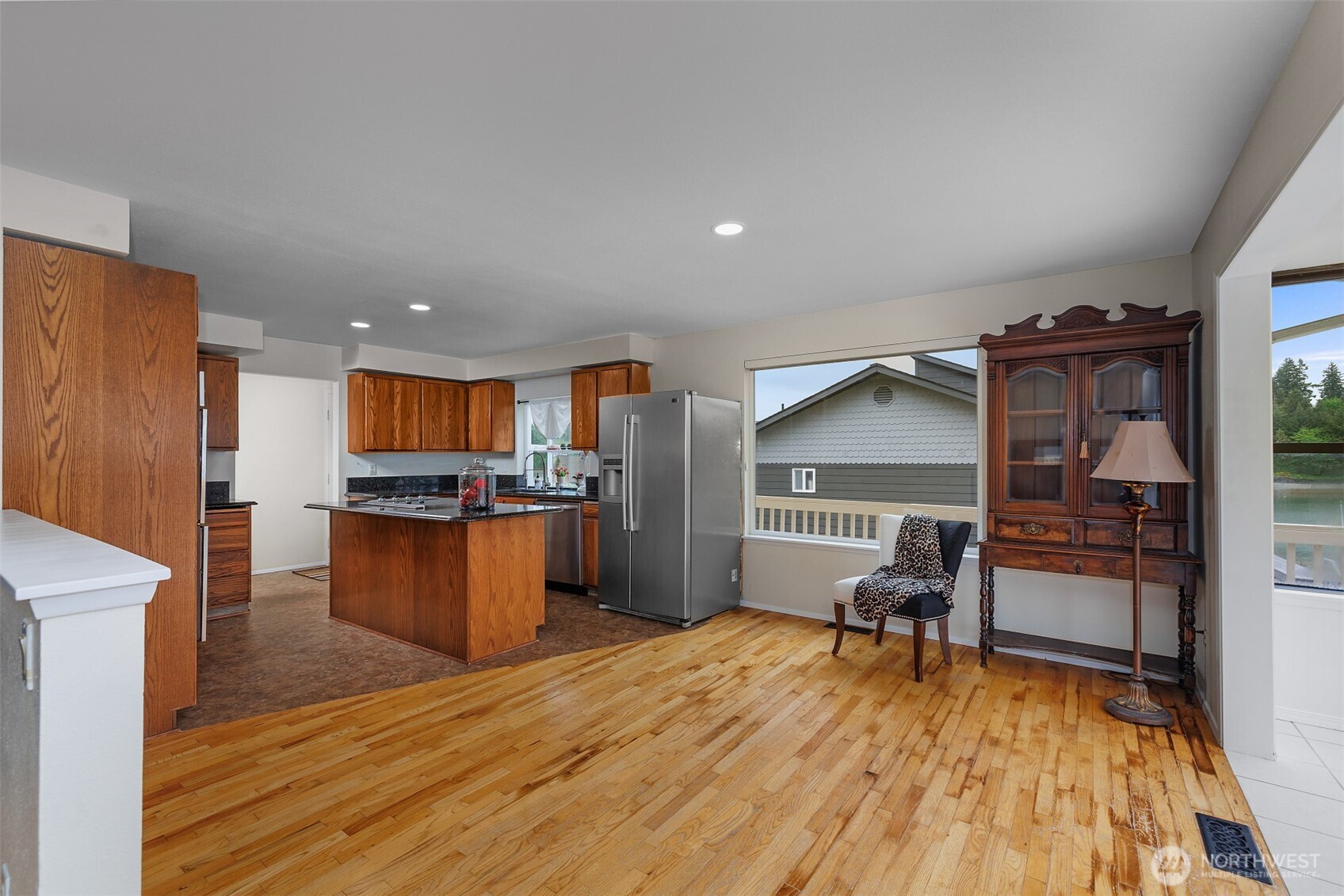 4030 SE Kamilche Point Road , Shelton, WA 98584