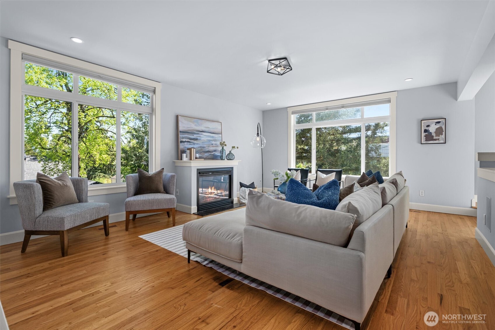 8304 54th Avenue S, Seattle, WA 98118