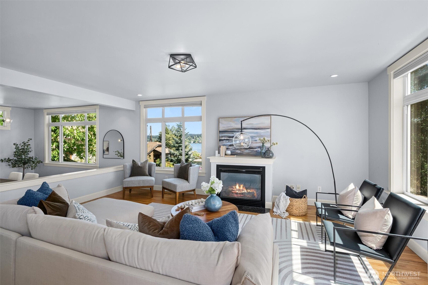 8304 54th Avenue S, Seattle, WA 98118