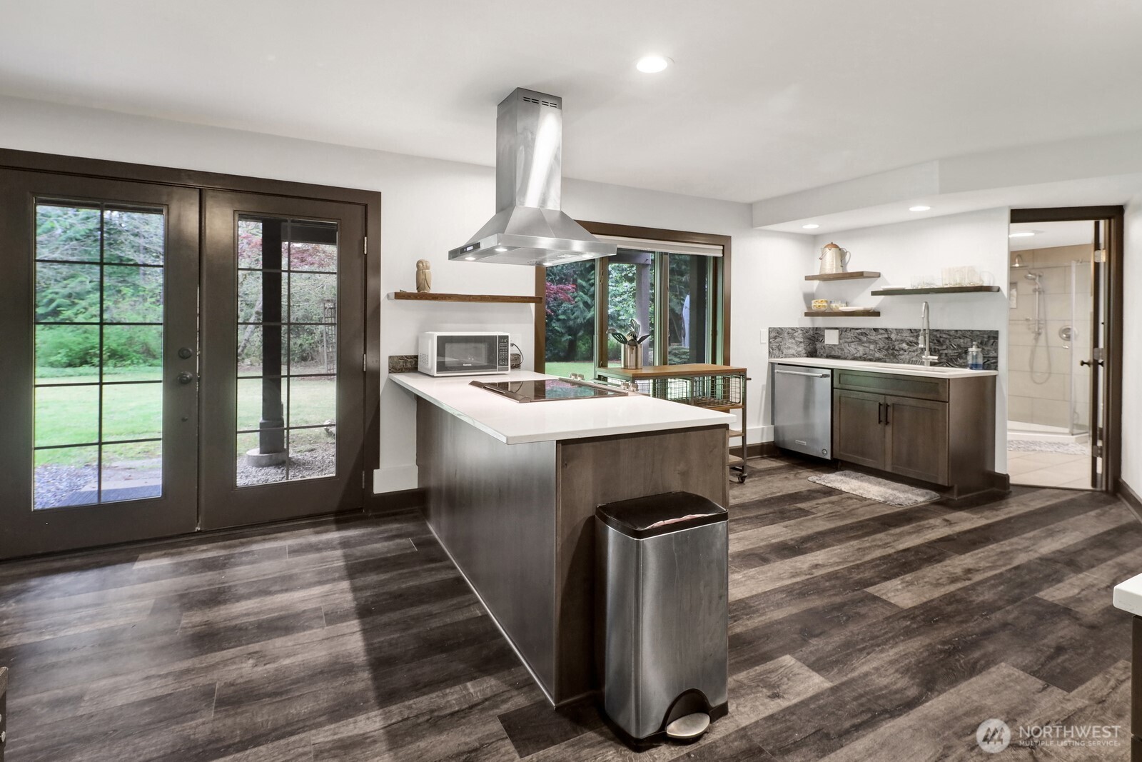 1872 Governor Road , Bellingham, WA 98229