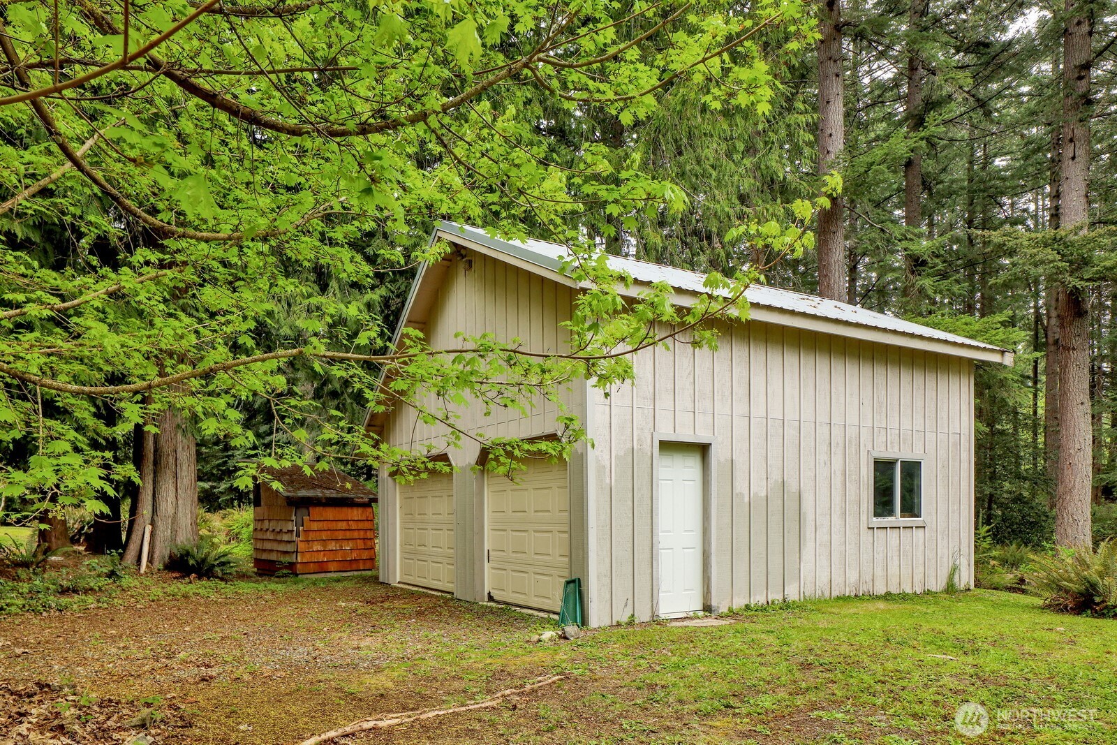 1872 Governor Road , Bellingham, WA 98229