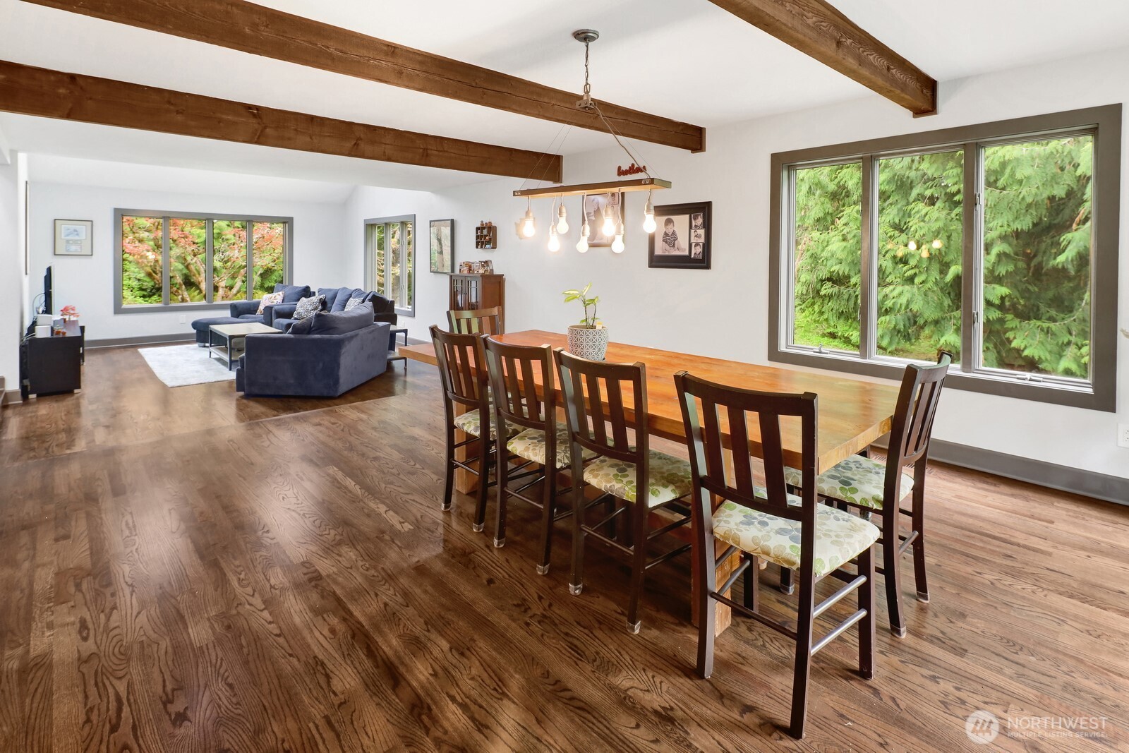 1872 Governor Road , Bellingham, WA 98229