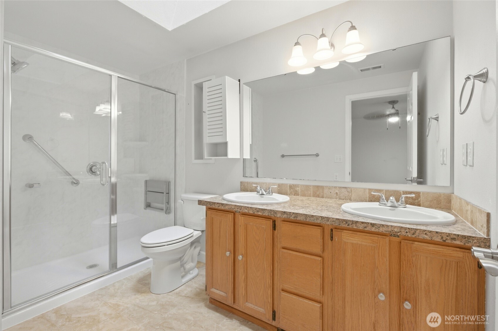 207 N 6th Avenue SW, Tumwater, WA 98512