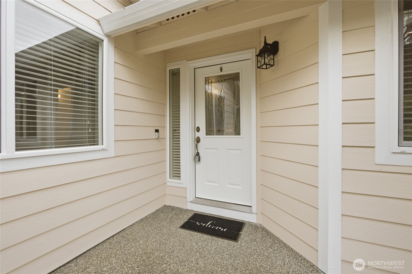 207 N 6th Avenue SW, Tumwater, WA 98512
