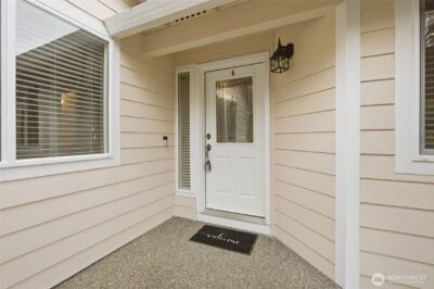 207 N 6th Avenue SW, Tumwater, WA 98512 - Photo 4