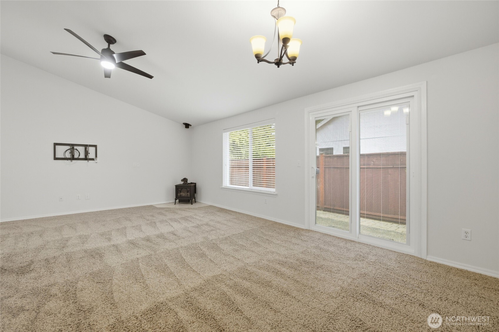 207 N 6th Avenue SW, Tumwater, WA 98512