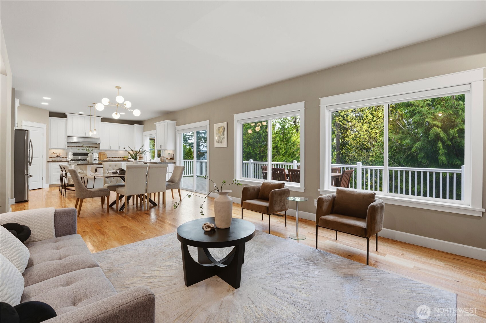 372 Wilderness Peak Drive NW, Issaquah, WA 98027