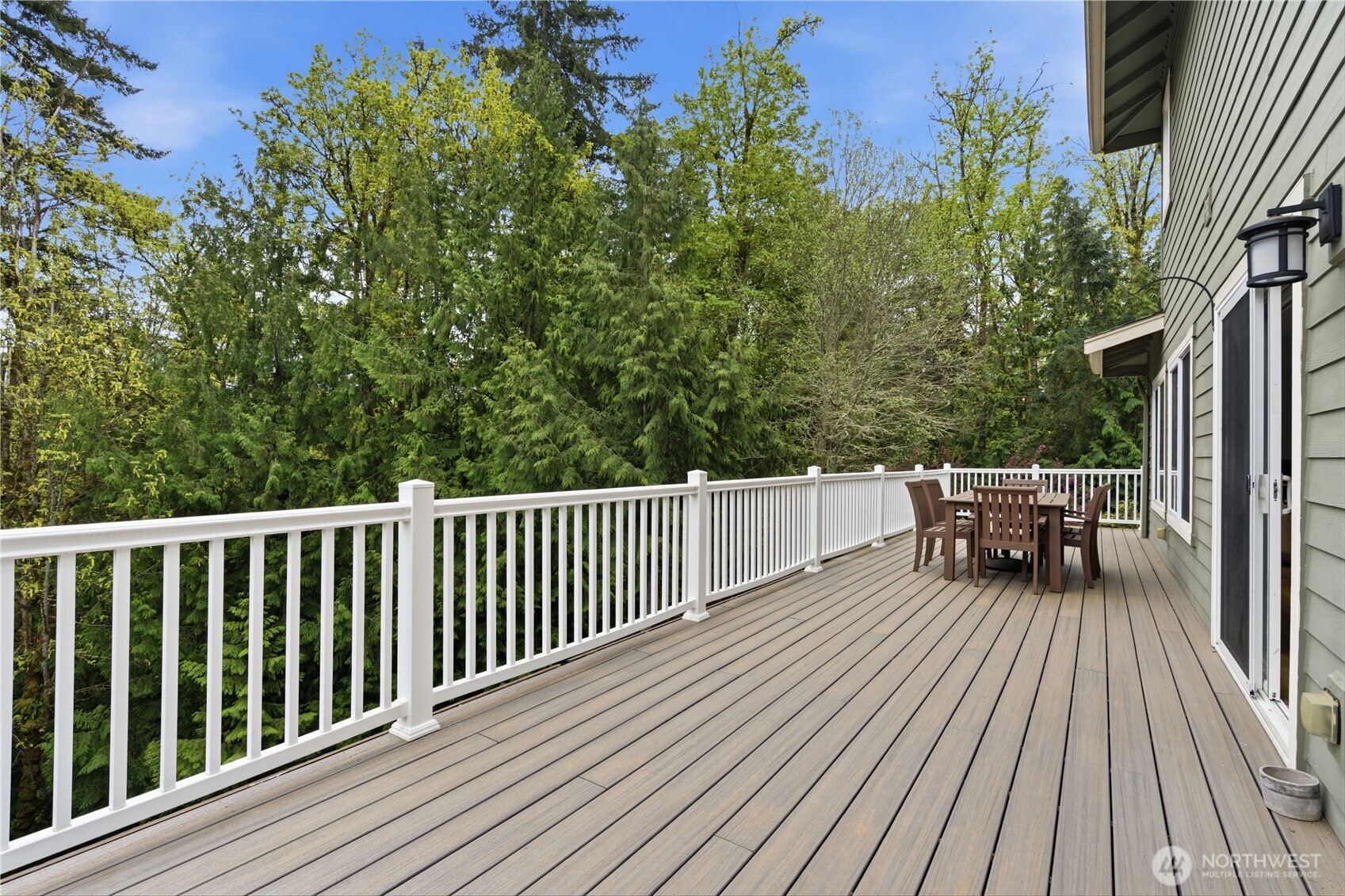 372 Wilderness Peak Drive NW, Issaquah, WA 98027