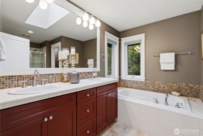 372 Wilderness Peak Drive NW, Issaquah, WA 98027 - Photo 20