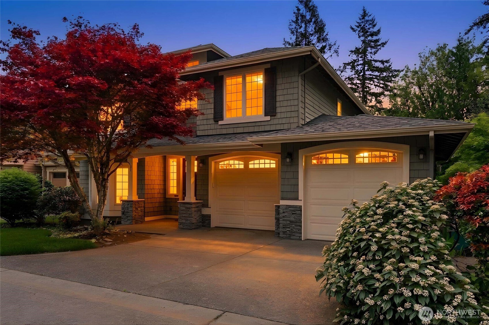 372 Wilderness Peak Drive NW, Issaquah, WA 98027
