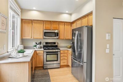 11875 SE 4th Place #701, Bellevue, WA 98005 - Photo 11