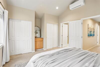 11875 SE 4th Place #701, Bellevue, WA 98005 - Photo 17