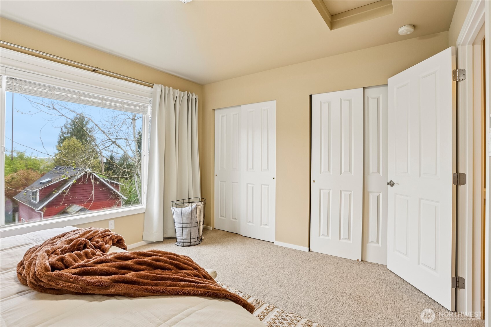 11875 SE 4th Place #701, Bellevue, WA 98005